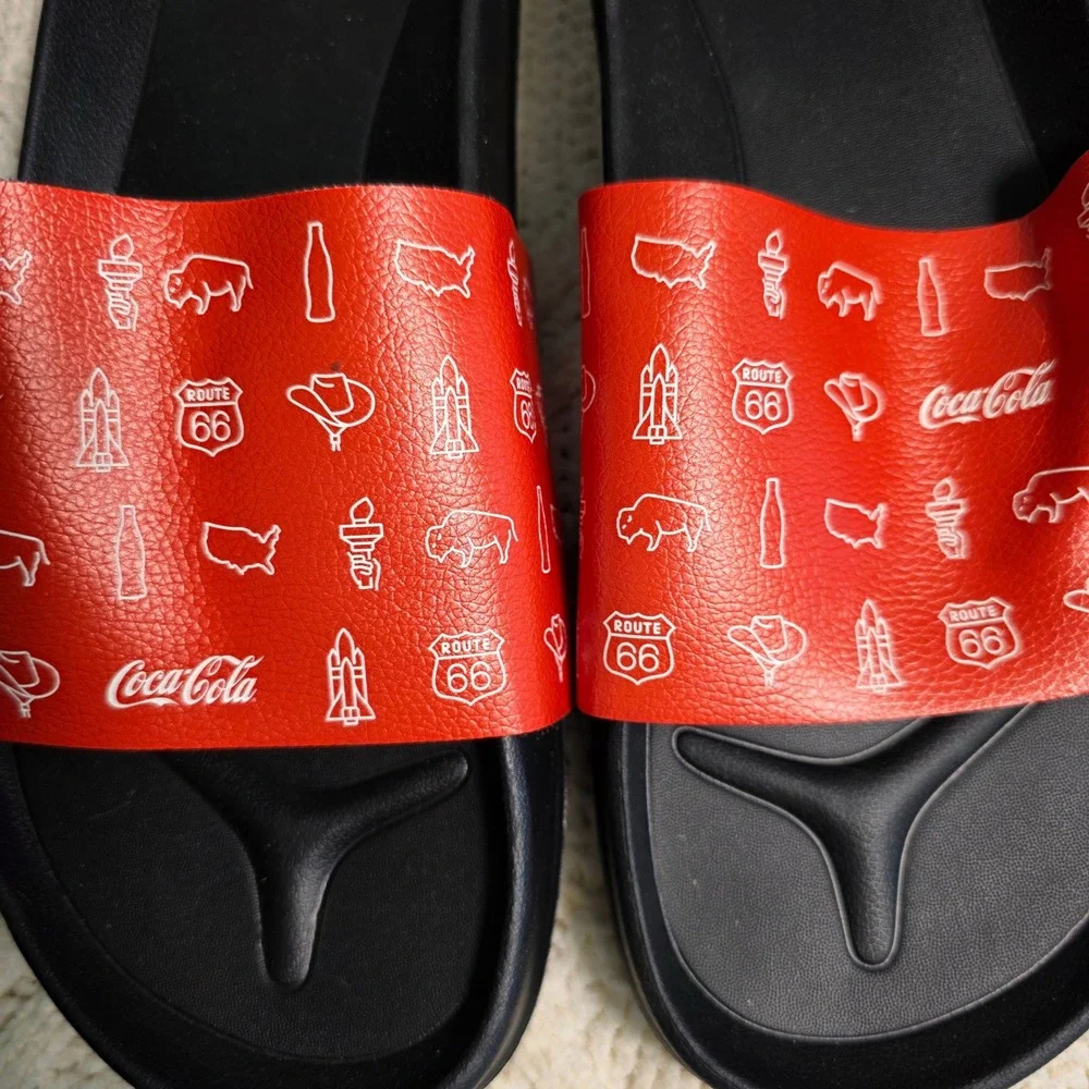 Hype Company Coca-Cola‎ Coke Slides Red Americana USA Mens 9-10 Womens 11-12 NEW